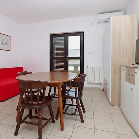 Apartments With A Parking Space Pag - 18345 باغ المظهر الخارجي الصورة