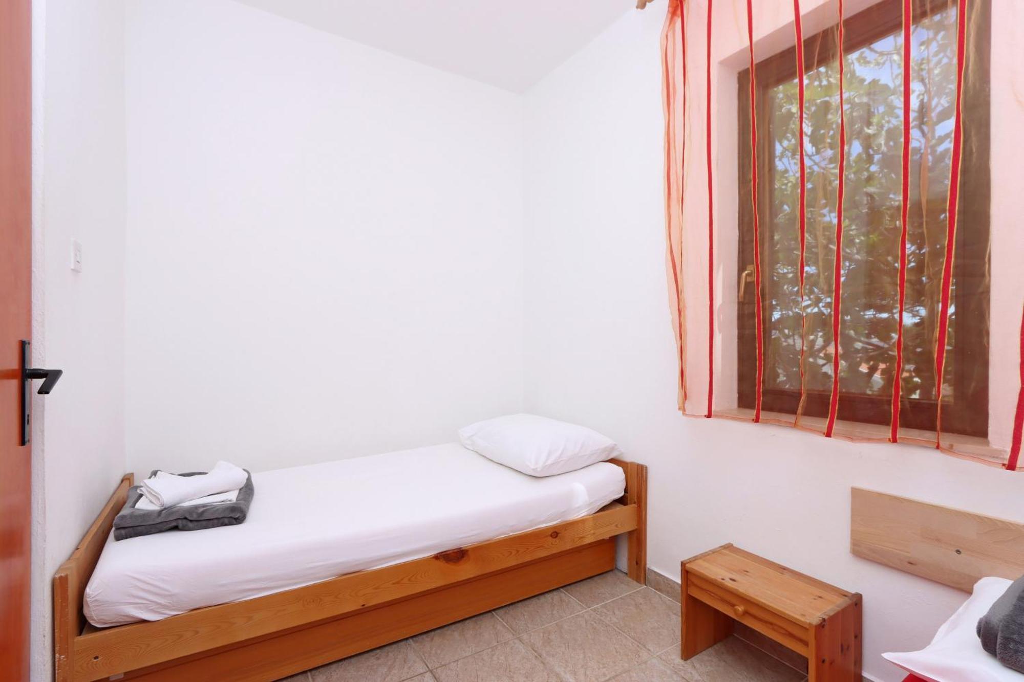 Apartments With A Parking Space Pag - 18345 باغ المظهر الخارجي الصورة