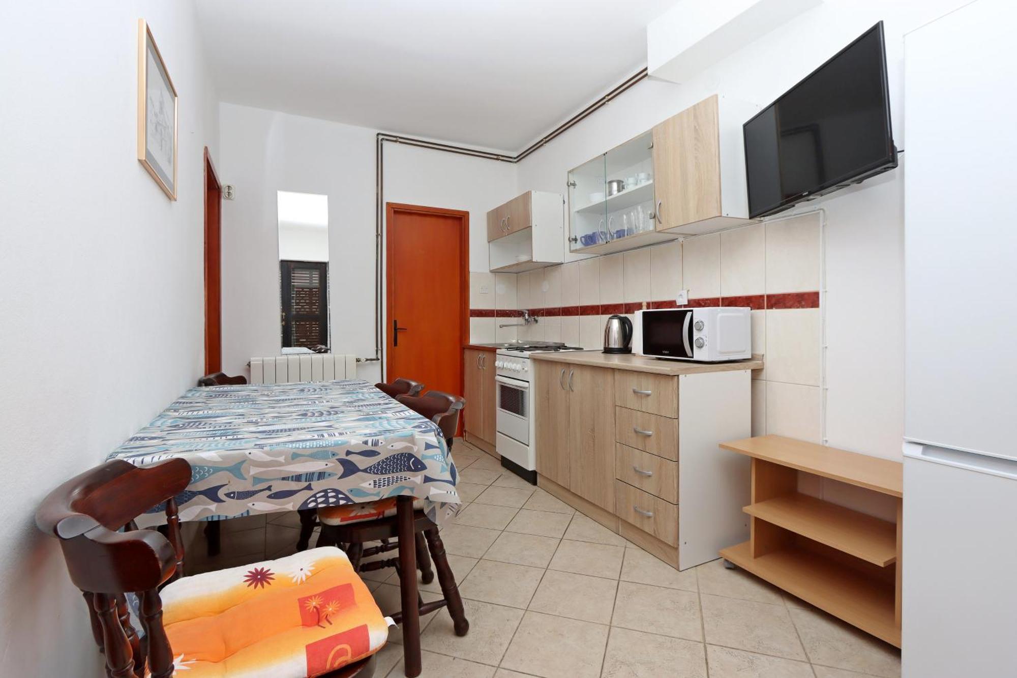 Apartments With A Parking Space Pag - 18345 باغ الغرفة الصورة